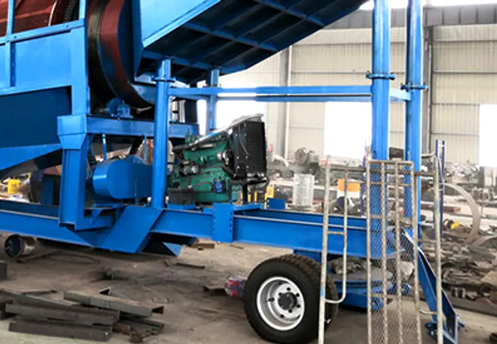 Screen equipment loading and delivery preparation